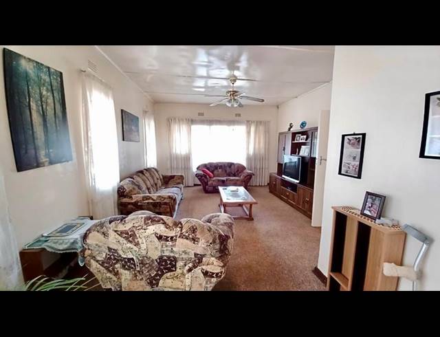 2 BEDROOM HOUSE FOR SALE IN VANDERBIJLPARK CE 1